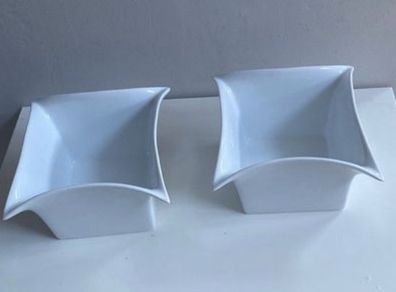 Pair of  white newbridge home 6 inch dishes price for both