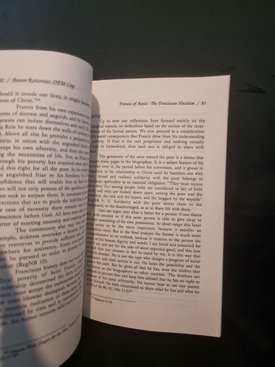 Gospel Living: St Francis of Assisi Yesterday and Today (Franciscan Pathways Ser.