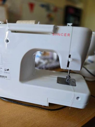 Singer Starlet sewing machine