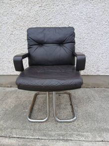Scandanavian Cantaliver Office Chair