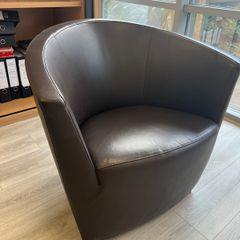 leather chair
