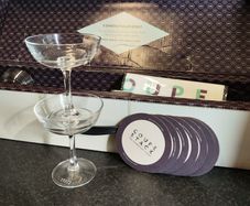 shampagne glasses