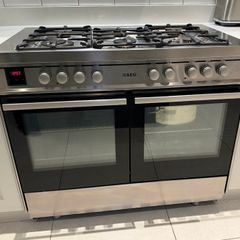AEG Dual Fuel Cooker (for parts or repair)