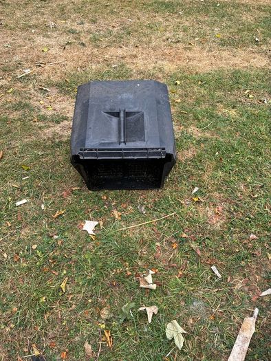 Castle garden lawnmower box