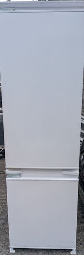 TEKA fridge freezer built in