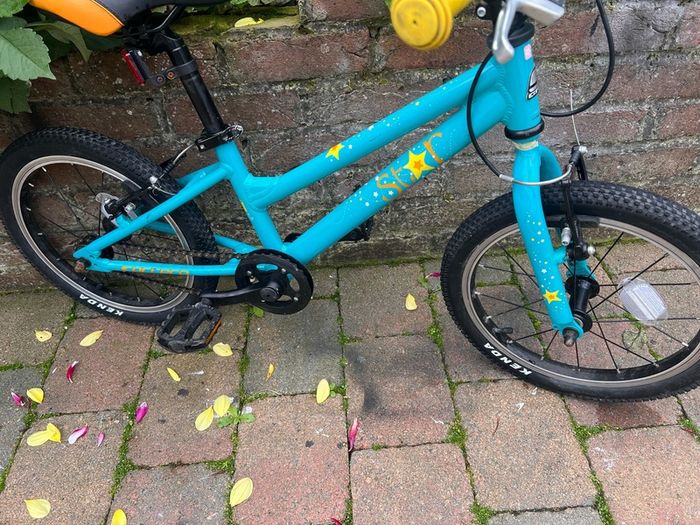 carrera kids bike in great condition working 100%