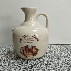 Small Bunratty Mead ceramic crock jug barware