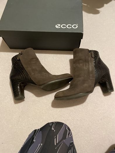 Ecco grey ankle boots Size 39