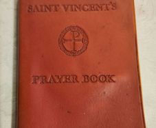 Saint Vincents Prayer Book. Small Imitation Leather 1980 . In Good Condition.  See Photos For Same
