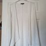 Size 10/12 - A Lovely Cream Bat Wing Cardigan - Image 2