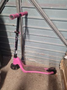 2 child scooters - FREE