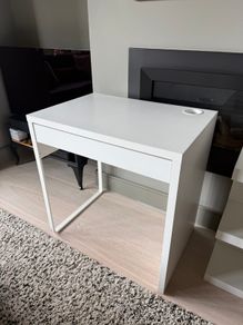 IKEA MICKE Desk (Mint as New Condition)