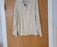 Primark  Long Sleeved  Blouse. S.44-16.  B.N.W.T