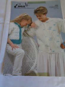 Mother and Child Short Sleeved Knitting Pattern for Sale