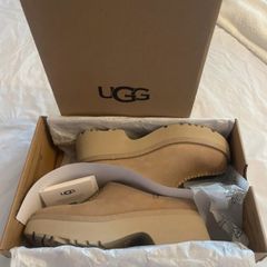 Uggs clogs