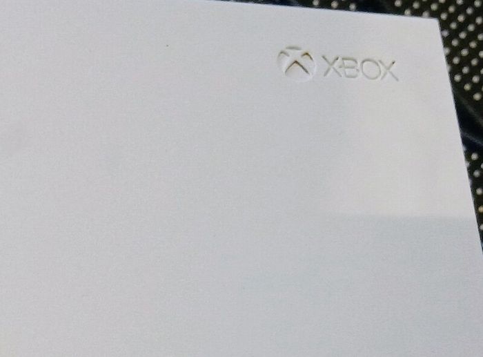 Microsoft Xbox One S 1TB White Console Bundle Fully Tested