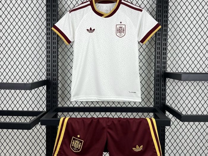 Kids Spain World Cup Away Set