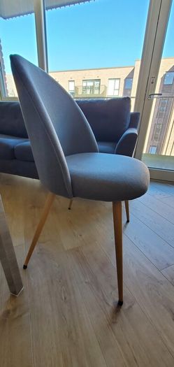 Dinning table and 4 chairs