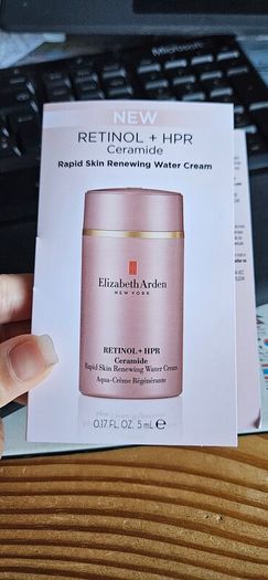 Elizabeth Arden Retinol +HPR Ceramide Rapid Skin Renewing Water Cream in 5ml