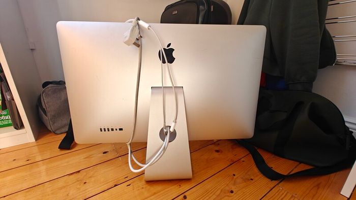 Apple 27-Inch Thunderbolt Display