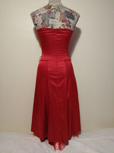 Frank Lyman Ruched Cocktail Dress in Lipstick | Elegant Red Occasion Dress