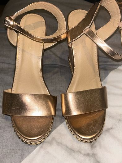 Heels UK 7