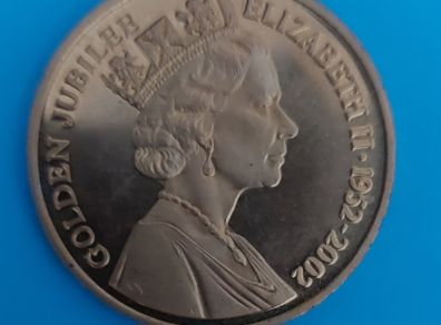 Queen Elizabeth 2nd 2002 Gold Plated Medalion