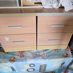 Bedside lockers