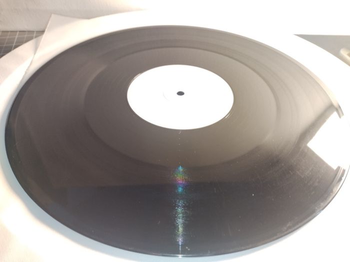 Capricorn - 20 Hz - ZYX Total Recall Records - Early 90s TRIBAL HOUSE CLASSIC!