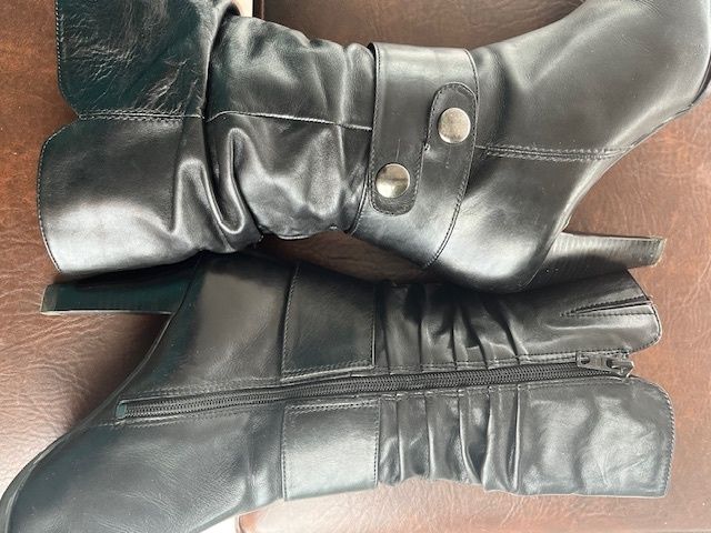 Marco Tozzi  Black leather boots-Softest Leather High Heels Size Uk 6 Eu 39.  Elegant.  In SUPER Condition.