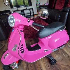 Vespa Pink Electric Scooter