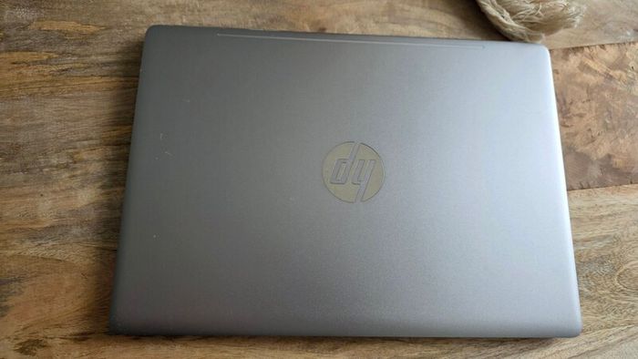 hp Folio core M7 8gb 256ssd