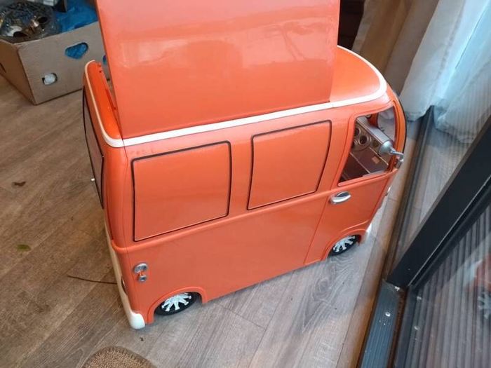 Our Generation orange Food Truck with lots if accessories incl BBQ