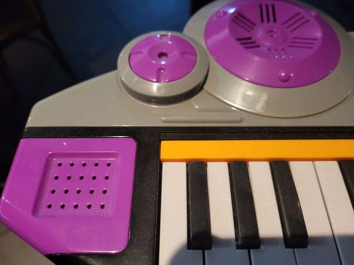 keyboard and microphone