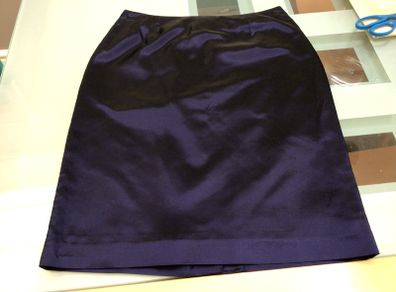 John Rocha Couture Vintage silk Designer Skirt Size 10.
