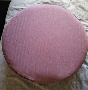 Floor cushion