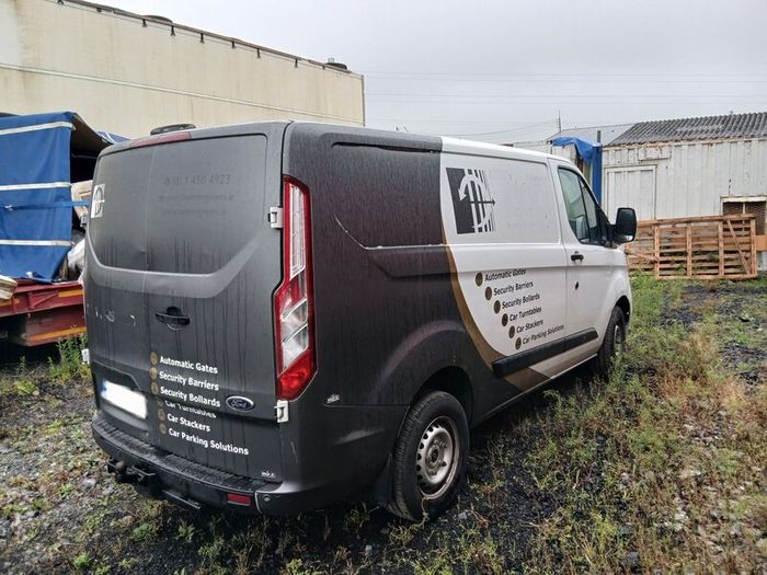 Ford Transit custom 2021