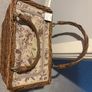 Wicker wine hamper basket Image 2