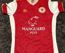 St Patricks Athletic Large Boys BNWT