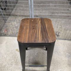 Bar stool (black)