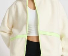 The contrast trim fleece / jacket