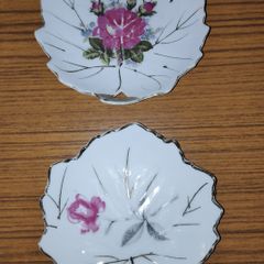 2 leaf shaped with gilt trim porcelain trinket dishes, marked Foreign