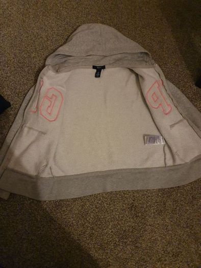 GAP Long Sleeve Zipped Hoodie ... Size: Age: 8 Years ... Price Drop