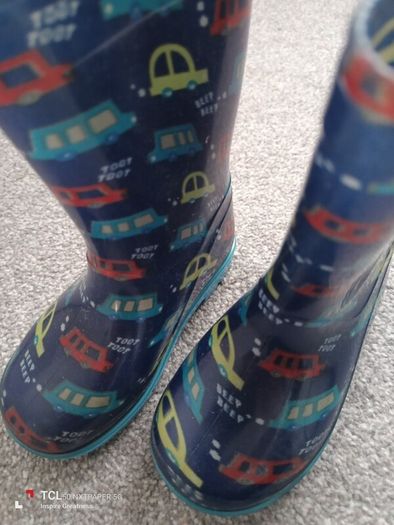baby wellies. UK7