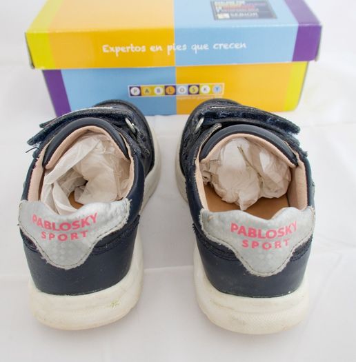 Pablosky Girl shoes size 26 Torello Marino