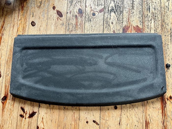 VW Golf car boot shelf/cover