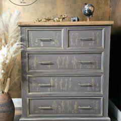 Chest of drawers