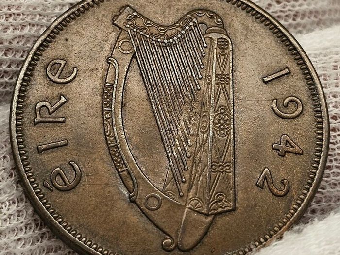 Ireland 1942 1d Penny Nice Sharp Strike Nice Grade