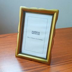 Freestanding Marks & Spencer gold tone finish Metal photo frame size 10x15cm