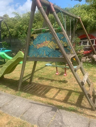 swing set with slide